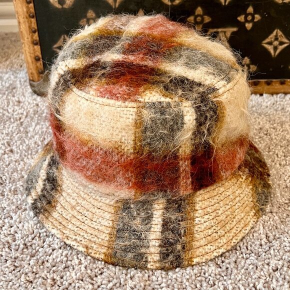 Anine Bing Oatmeal Plaid Bucket Hat - Picture 2 of 5